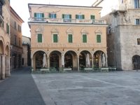 Ascoli, riapre la pasticceria del Caffè Meletti