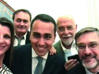 di maio con consiglieri regionali marche