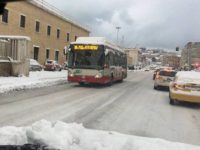 Neve e ghiaccio. Ad Ancona scuole chiuse fino a sabato, emergenza verso fine a Fermo