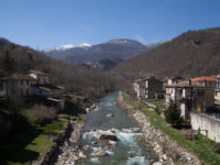 Campo di pesca sportiva sul Tronto ad Arquata, nel Parco nazionale. Legambiente attacca la Regione Marche