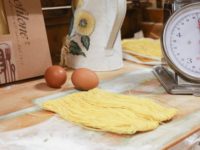 Pasta fresca italiana in rassegna al Fico Eataly World di Bologna. Maccheroncini di Campofilone tra i protagonisti, disfida con il Piemonte