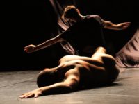 Civitanova Danza. Scene di nudo integrale per la prima di Erectus, il 3 agosto al teatro Rossini
