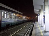 Uomo investito da treno a Fano, disagi su linea adriatica