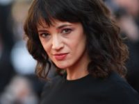 Asia Argento sabato sera alla discoteca Babau di Macerata