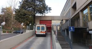 Frontale tra due auto ad Ascoli, sei feriti