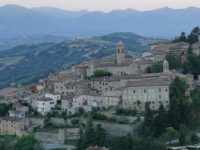 Il Grand Tour delle Marche celebra la Mela Rosa a Monte San Martino