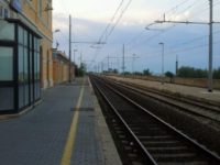 Bomba carta sui binari della stazione di Pedaso, è giallo