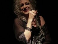 Elisabetta Pozzi in scena con ‘Elena’ all’Anfiteatro di Urbisaglia