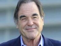 Il regista Premio Oscar Oliver Stone nelle Marche il 25 agosto