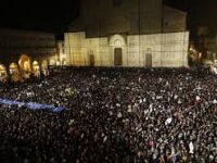 Regionali, le “Sardine” in piazza ad Ancona. Poi Salvini e Boldrini