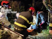 Ascoli, anziano finisce nella scarpata vicino al fiume. Salvato