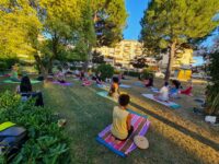 Nel Piceno impazza il summer yoga