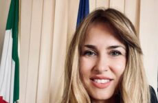 Latini (Lega) : ” Per gli insegnanti aumenti di stipendio equi”