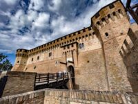 La Rocca di Gradara set per la miniserie tv “La pietra della veggenza”