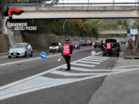 Droga a fiumi e aggressioni a negozianti : arresti nel Piceno