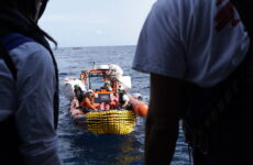 Nave con 100 migranti in arrivo a Pesaro