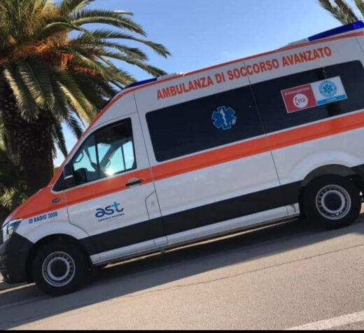 Operaia si taglia una mano a Centobuchi