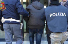 Lavoratrici in nero al night di San Benedetto e arresto per droga
