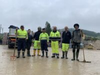 Angeli dell’alluvione : a Pesaro 230 volontari al lavoro