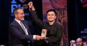 Un giovane cinese vince il Premio della Fisarmonica