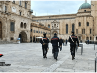 Ascoli, 19enne arrestato per estorsione