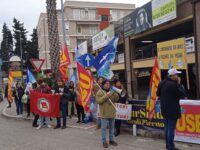 Ospedale San Benedetto, protesta contro i licenziamenti