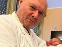 Ascoli, ginecologo fa nascere il suo primo figlio