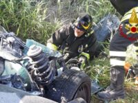Auto precipita da un ponte a San Severino