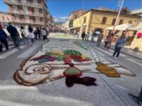 Castelraimondo in festa per l’Infiorata del Corpus Domini