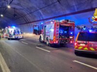 Scontro tra auto e moto a Serra S.Quirico, grave 42enne